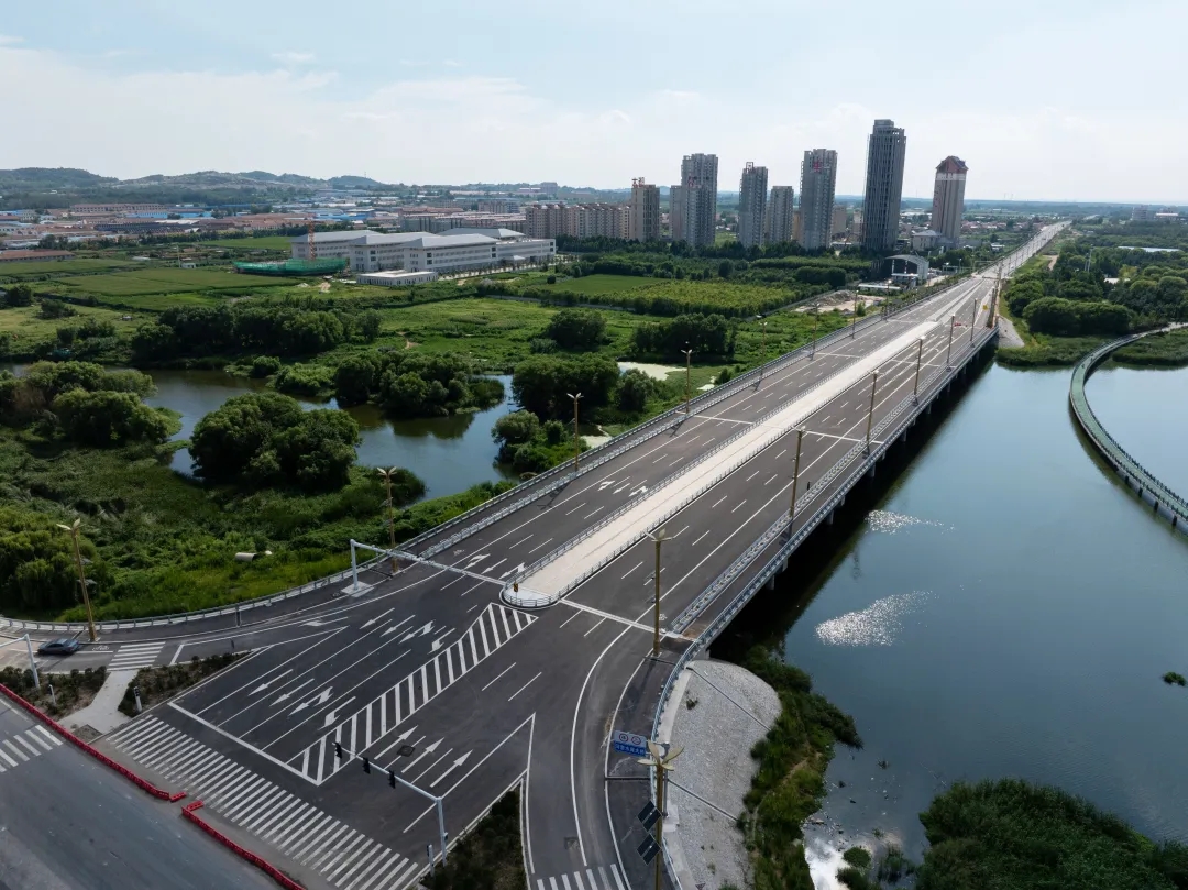 品质SBOBET利记·(中国)集团
“瞰”项目丨莱州市掖港线新建工程顺利通过交工验收并通车